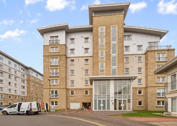 Pilrig Modern 2 Bedroom - *