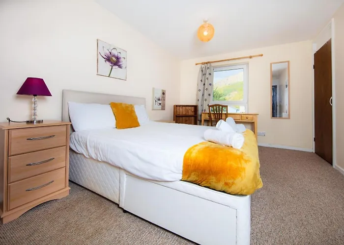 Cosy Arthurs Seat View 4 Bdrm