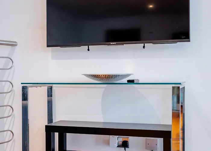 Weston's Penthouse Sleep 10, 6 Beds Free Parking Διαμέρισμα *