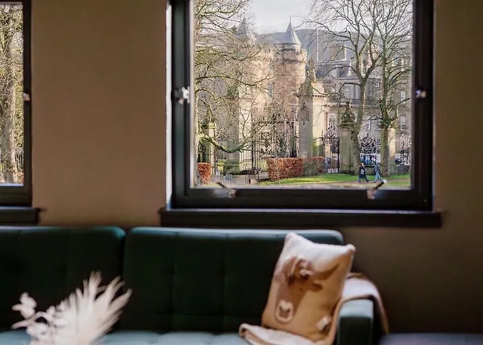 Apartament Bottom Of Royal Mile 7 Beds Sleeps 8 3 Bthrooms *