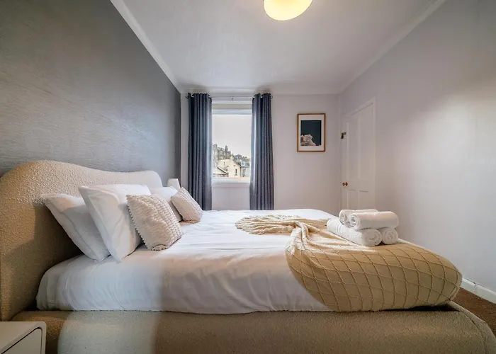 شقة Bright Sleep 4 15 Minute Centre Free Parking Neaby إدنبرة