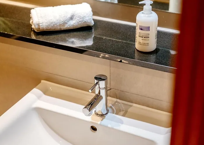 Weston's Penthouse Sleep 10, 6 Beds Free Parking Διαμέρισμα