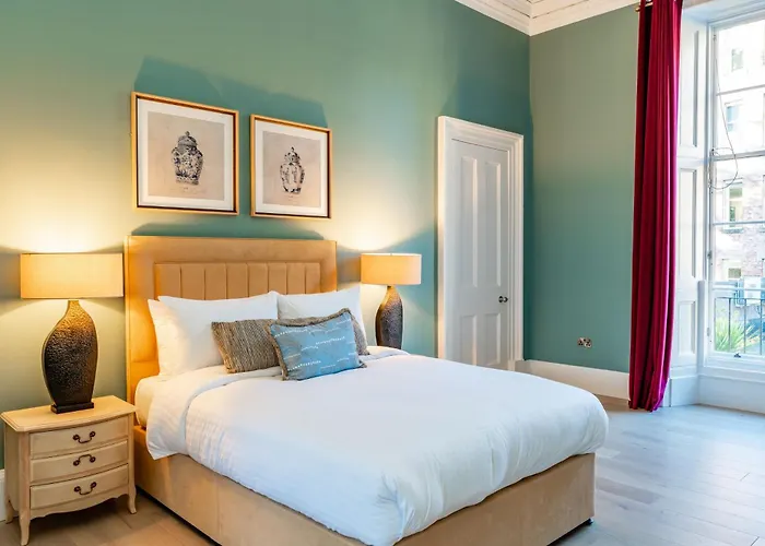Dragon Luxury At Rutland Square Apartment Edinburgh
