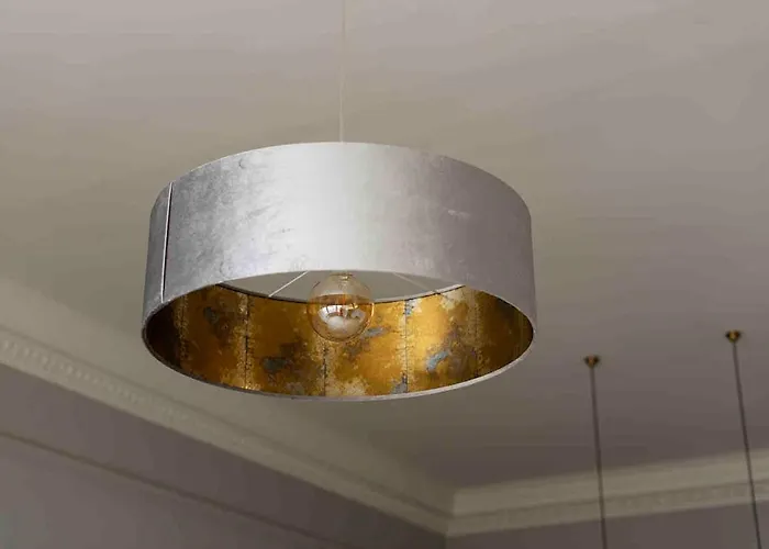 Victorian - Centre - Free Car Space * Edinburgh