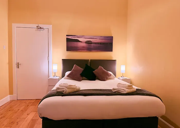 皮卡第广场公寓 公寓 *