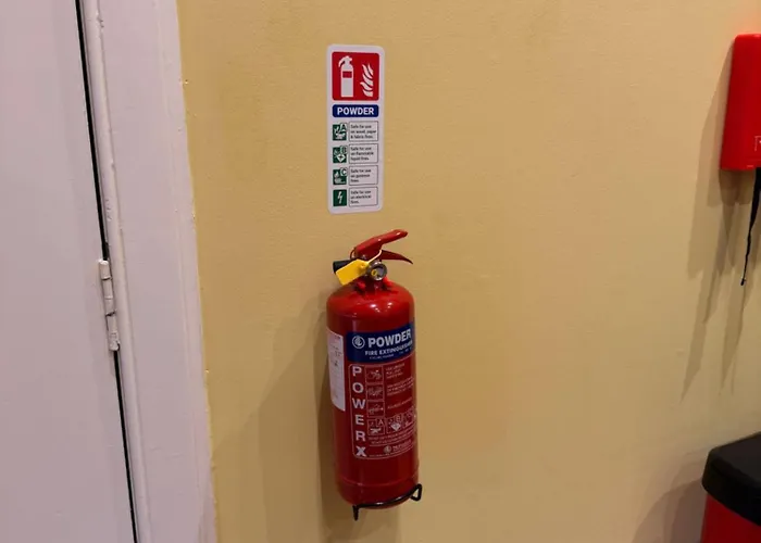 皮卡第广场公寓