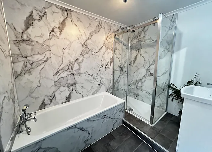 Bank St Royal Mile * Edinburgh