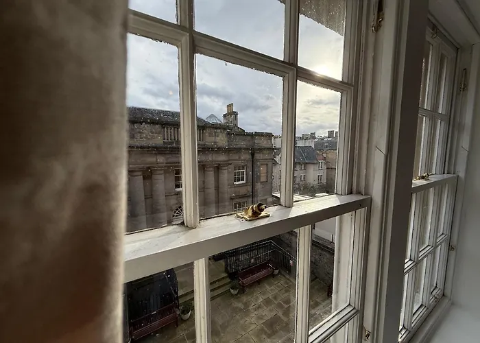 4 Royal Mile Flat Near Castle Апартаменты *
