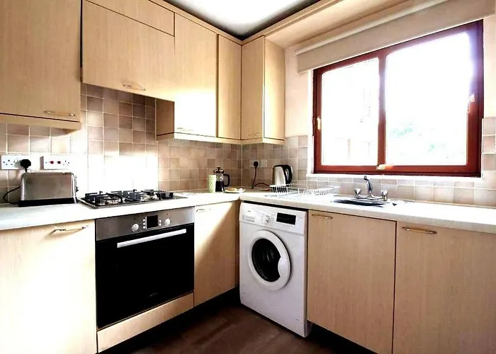 South Groathill - Lovely 2 Bed With Castle View * Edinburg