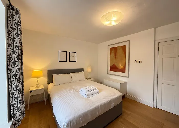 Апартаменты 3 Royal Mile Flat Near Castle *
