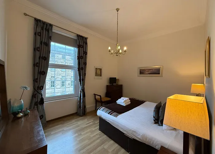 Parliament Square - Royal Mile Apartment *