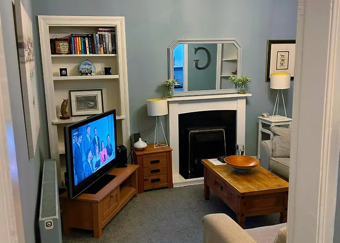 Lovely Sunny 2 Bed Coast Apartment Edinburgh