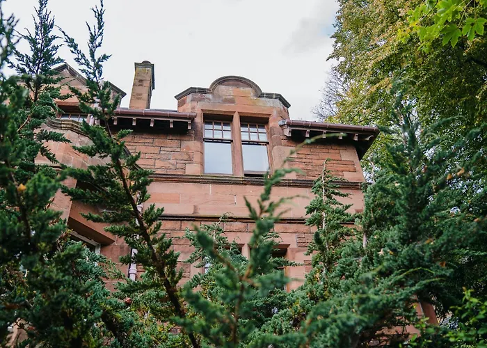 Проживание в семье Netherbrae Эдинбург