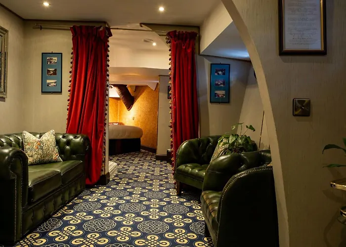 Ocean Mist Leith 4*