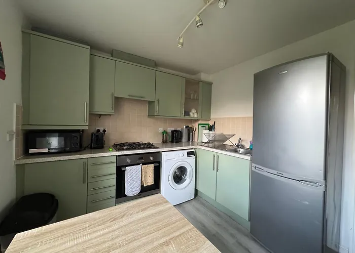 15 Mins To Princes Street Spacious Lakeside With Free Parking