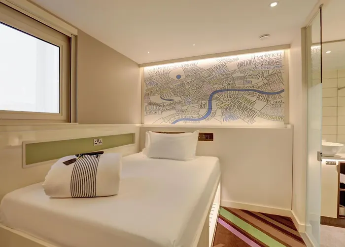 Hotel Hub Centre - Rose Street Edinburgh