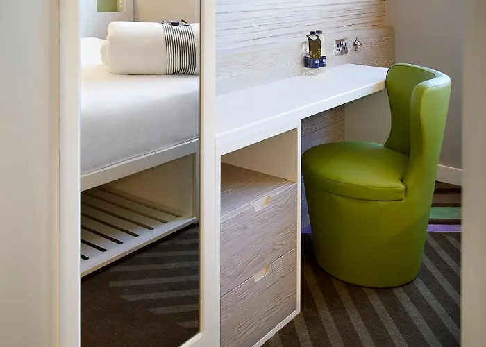 Hub Centre - Haymarket 3* Edimburgo