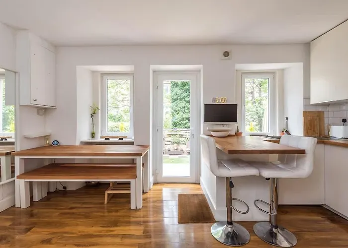 Prázdninový dům Modern Holyrood Family Retreat *