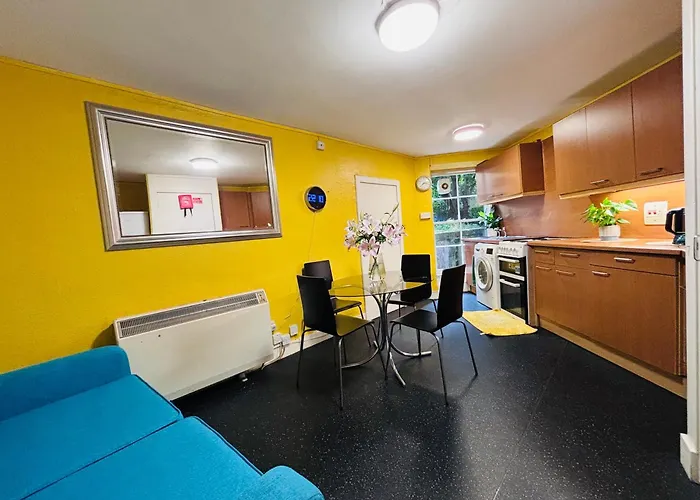 Apartment Entire Flat In Edinburgh, Center Edinburgh