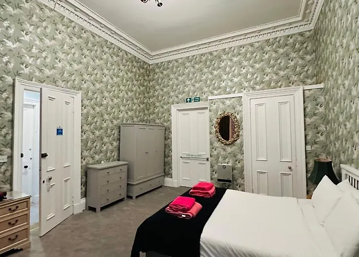 Eliza House Hotel