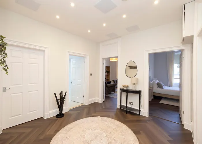 Joivy Family Flat Near Leith Apartment