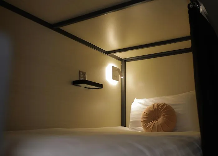 Revolver Hostel