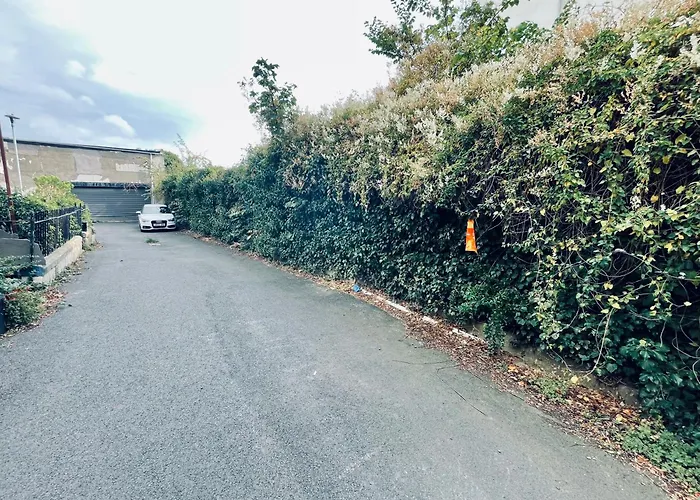 Apartment Stylish Georgian Garden + Secure Parking Edinburgh