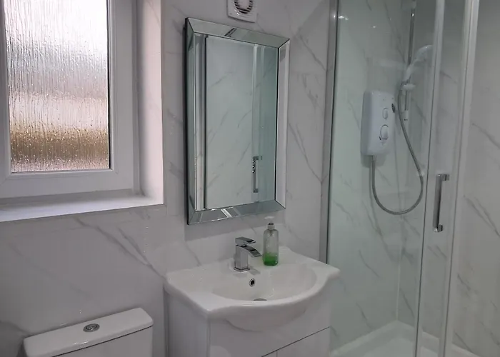 Homestay The Retreat Edinburgh, 2-minute Walk To Bus Stop