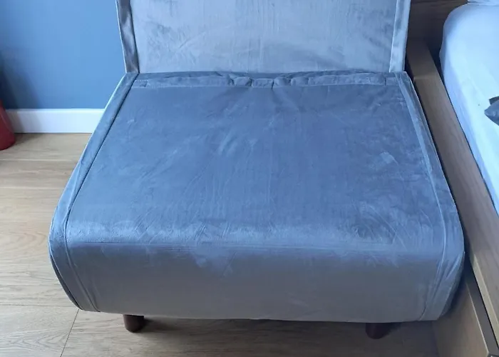 Homestay The Retreat Edinburgh, 2-minute Walk To Bus Stop