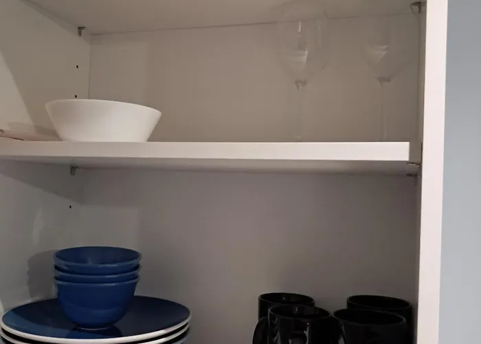 Homestay The Retreat Edinburgh, 2-minute Walk To Bus Stop *