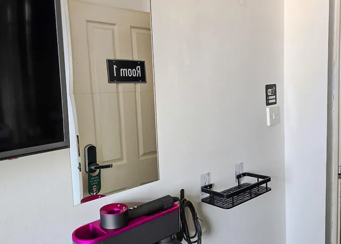 Pensión Double With Shared Bathroom Near The Shore And Tram Edimburgo