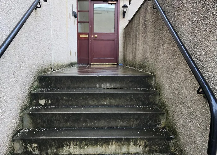 Double With Shared Bathroom Near The Shore And Tram Edimburgo