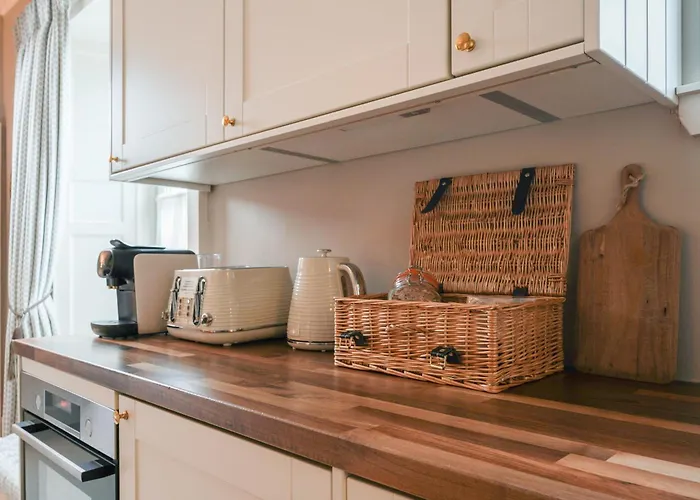 Aparthotel The Townhouse, Leith 4*