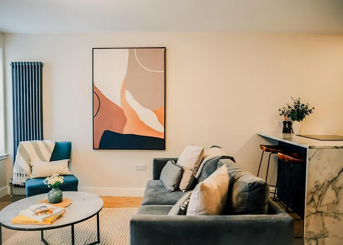 Semesterbostad Stylish 2 Bed Centre With Parking Edinburg