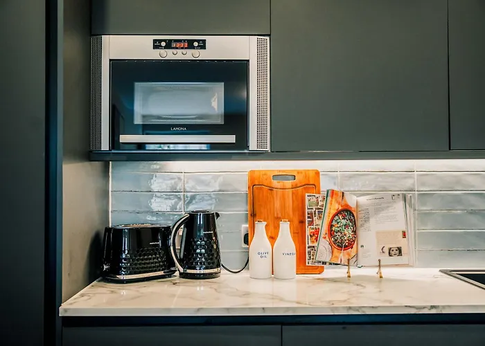 Stylish 2 Bed Centre With Parking Semesterbostad *