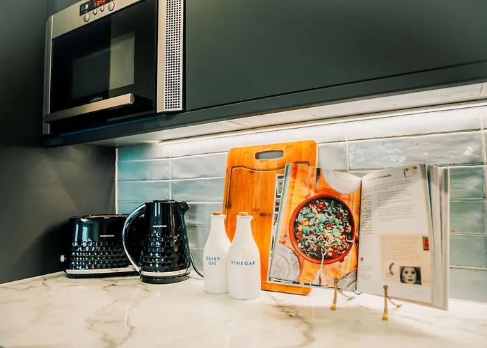 Semesterbostad Stylish 2 Bed Centre With Parking Edinburg