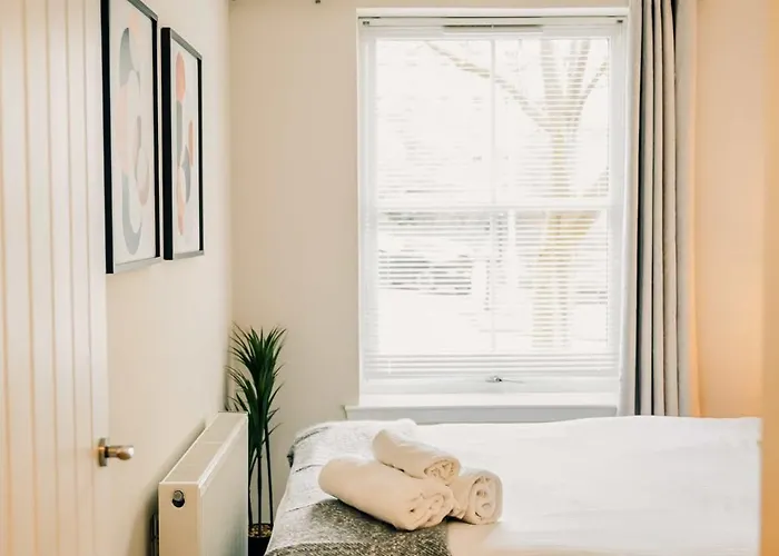 Stylish 2 Bed Centre With Parking Semesterbostad *