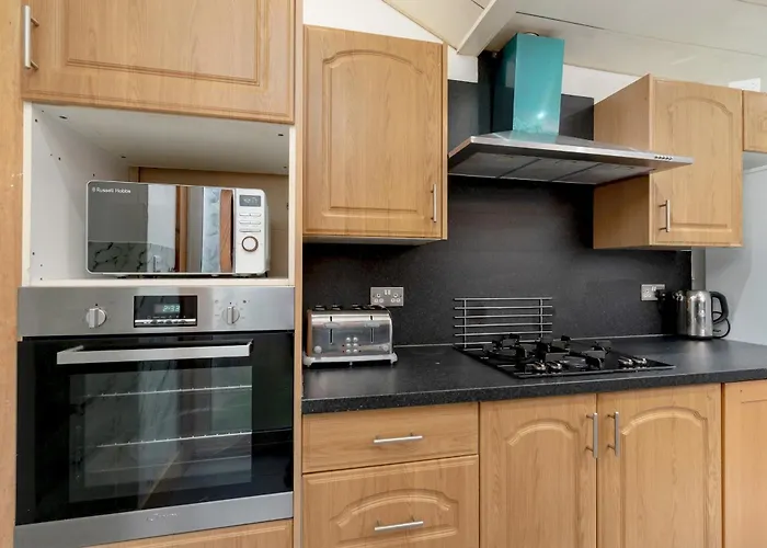 Holiday home Charming Spacious - Pass The Keys Edinburgh