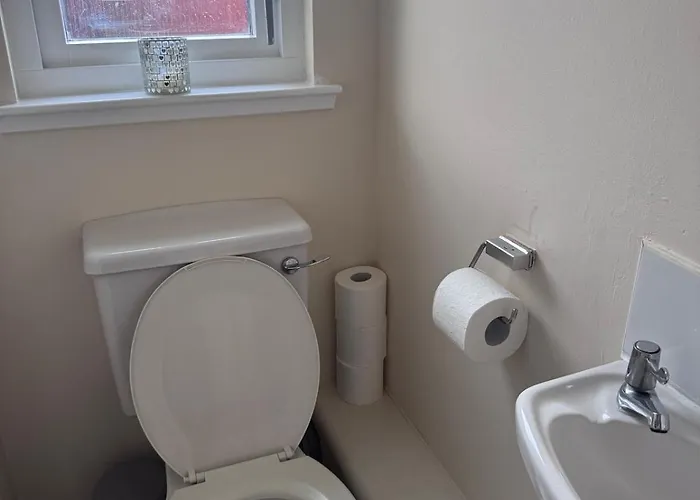 Prázdninový dům 3 Floors, 4 Bedroom House With A Private Driveway! Edinburgh