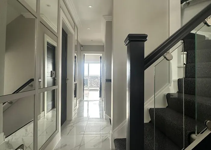 Hébergement de vacances Luxury Waterfront Retreat For Groups Édimbourg