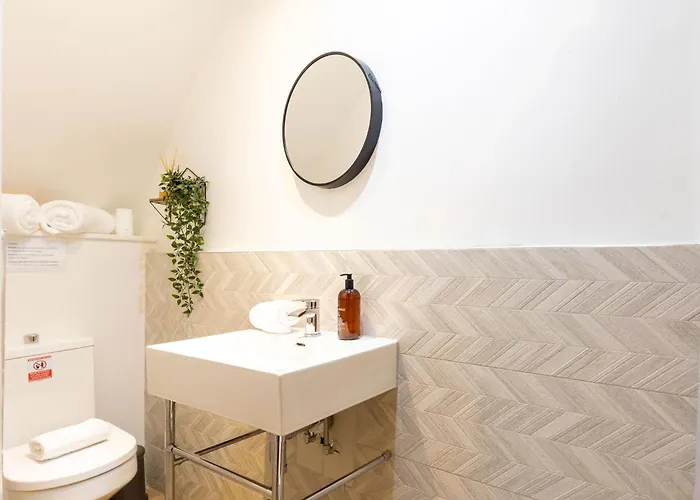 38 Bide Collective Edinburgh