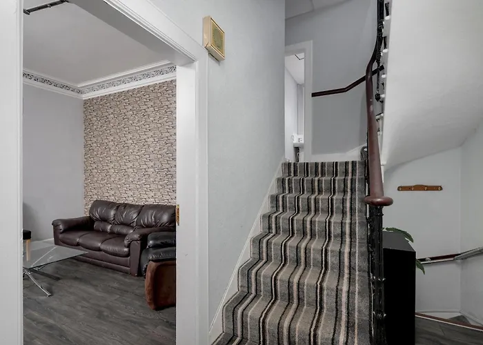 Charming Spacious - Pass The Keys * Edinburgh