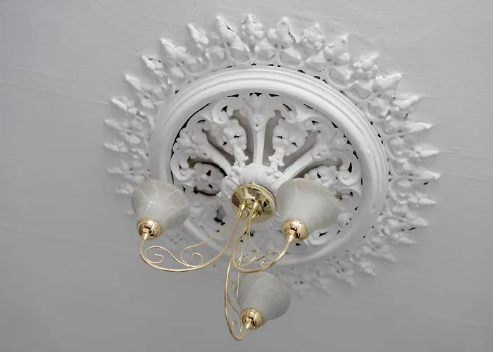 Charming Spacious - Pass The Keys Holiday home *