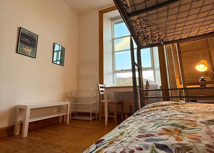 Flat, Arthur Seat View, Walking Distance To Castle * Edinburgh