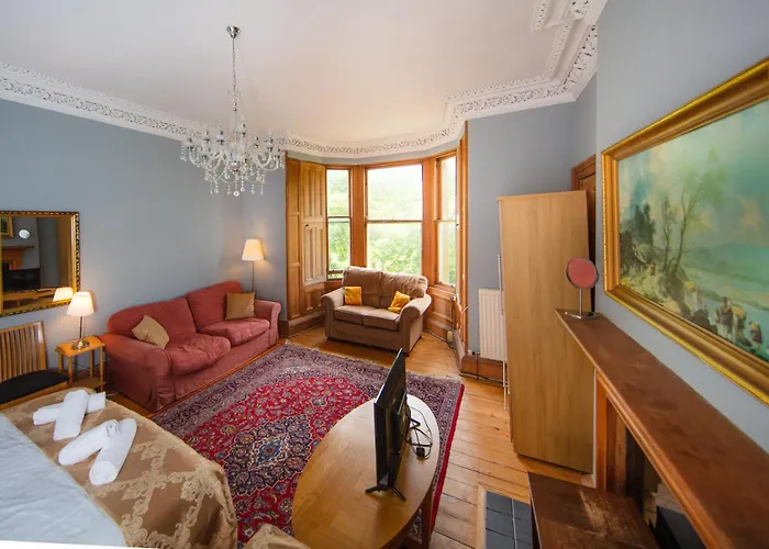 Apartamento 4 Bdrm Cosy By The Meadows