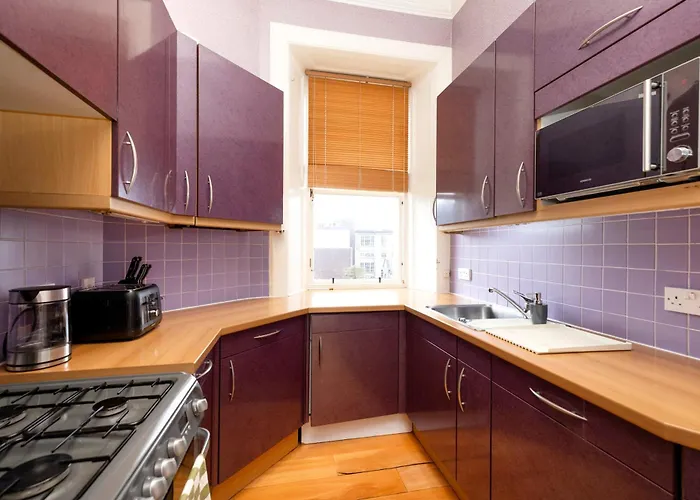 Stylish Southside Flat Near Old Town Apartment Edinburgh