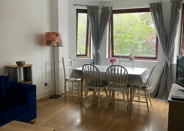 Apartment Edi - - 3 Bedroom