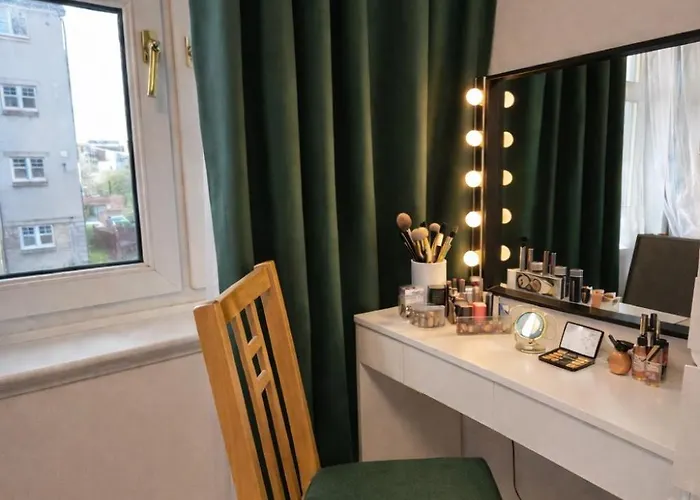 Luxury 2 Bedroom Flat In The Centre