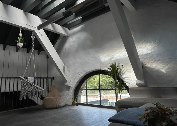 Secret Wellhouse Apartment