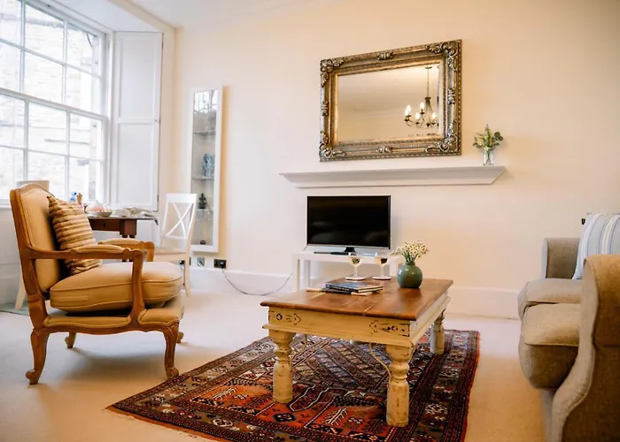 1 Bedroom In Historic Georgian Townhouse Edinburgh